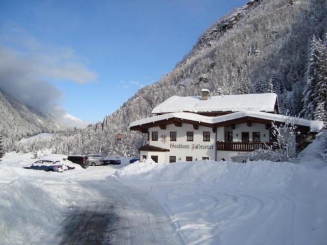 Gasthaus Falbesoner Gschnitz Exterior foto