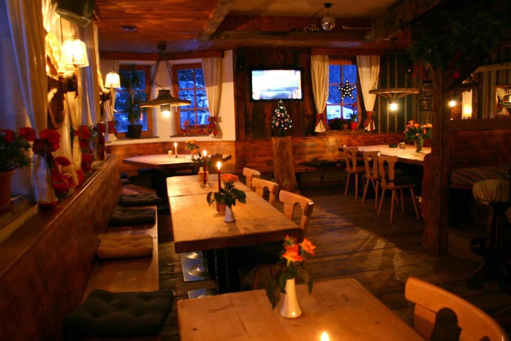 Gasthaus Falbesoner Gschnitz Exterior foto