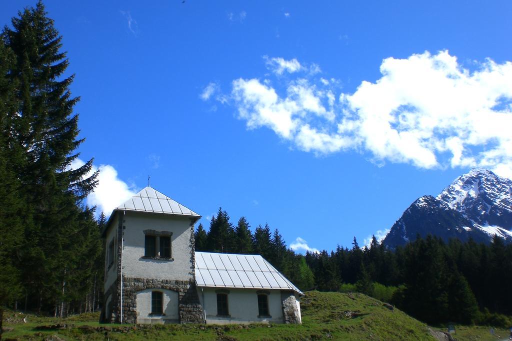 Gasthaus Falbesoner Gschnitz Exterior foto